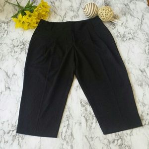 Worthington Black Pleated Capri/Cropped Dress Pant